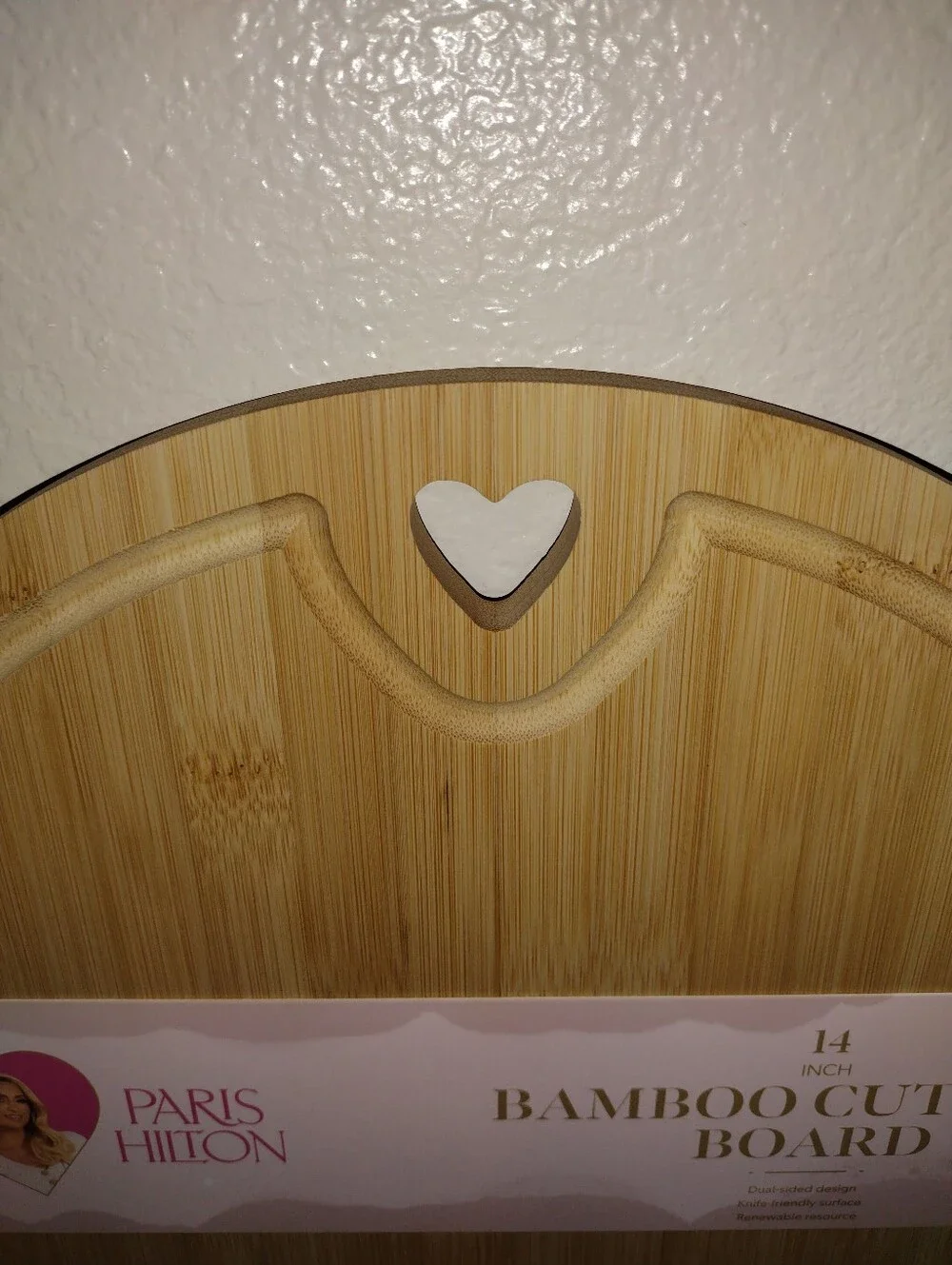 PARIS HILTON BAMBOO CUTTING BOARD 14